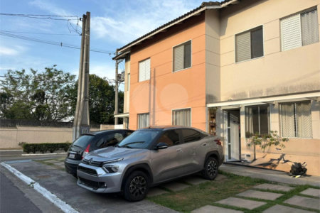 Casa à venda com 3 quartos, sendo 1 suíte, no condomínio Vila Nova Horizonte, Suzano - SP