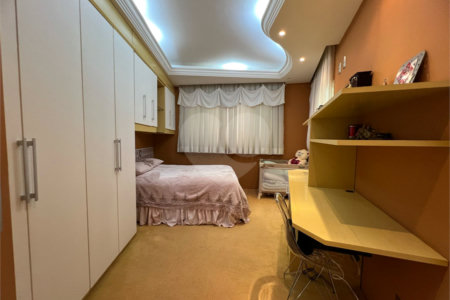 Apartamento à venda com 4 quartos, sendo 2 suítes, em Jardim Anália Franco, São Paulo, SP