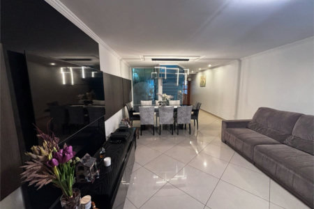 Sobrado à venda com 3 quartos, sendo 1 suíte, em Alto da Mooca, São Paulo, SP
