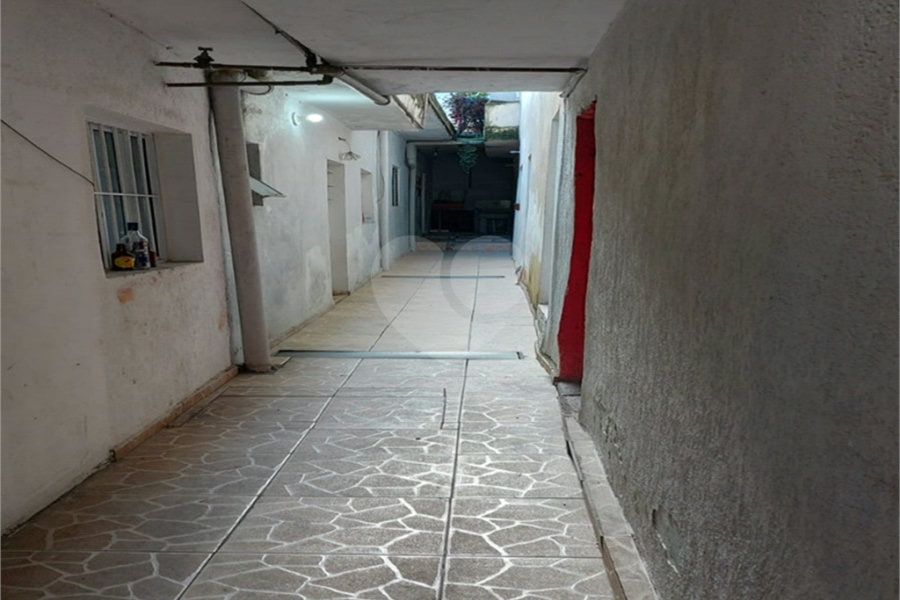 Sobrado à venda com 4 quartos no Brasilândia, São Paulo, SP