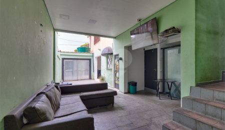 Sobrado à venda com 5 quartos, sendo 3 suítes,  em Jardim Marajoara, São Paulo, SP