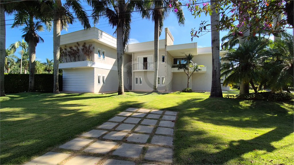 Casa à venda com 5 suítes no condomínio Lago Azul 1, Araçoiaba da Serra - SP