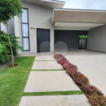 Casa à venda com 3 suítes no condomínio Via Castelli, Louveira - SP