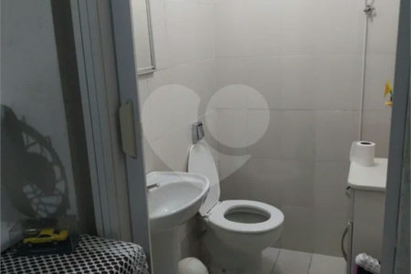 Casa à venda com 2 quartos, sendo 1 suíte, em Parada Inglesa, São Paulo, SP