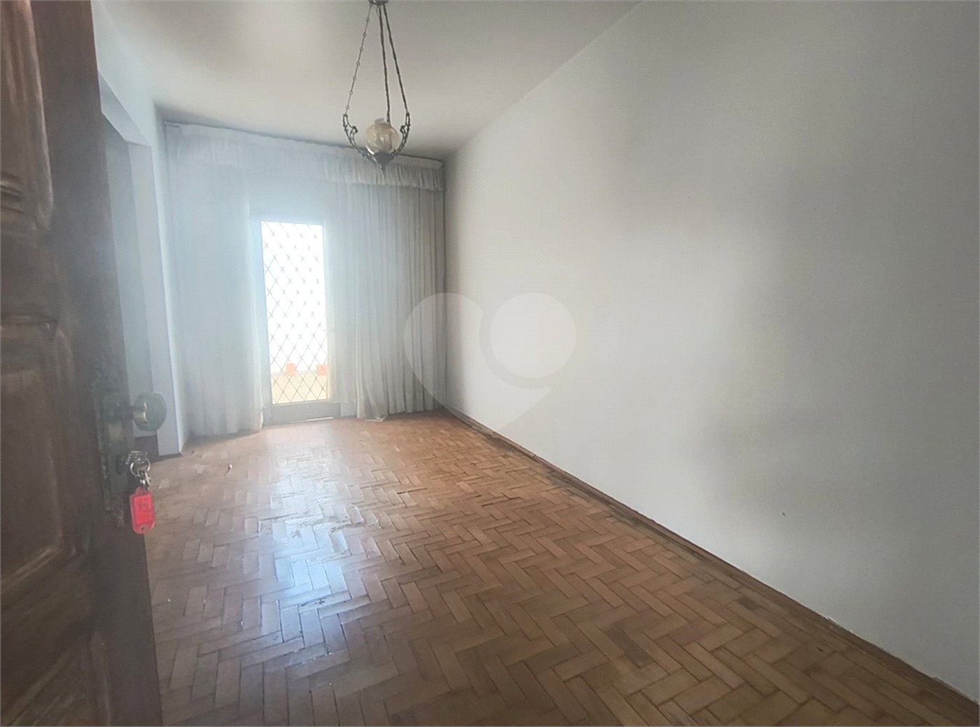 Casa à venda com 3 quartos, sendo 1 suíte, em Vila Santana, Araraquara, SP