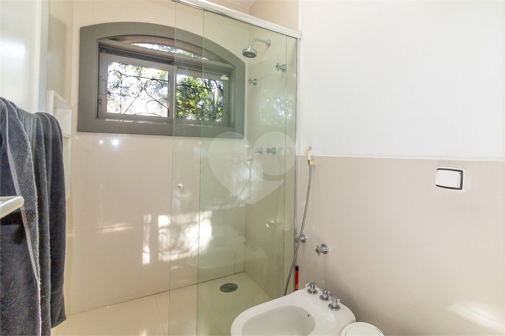 Casa à venda ou para alugar com 3 quartos, sendo 1 suíte, em Butantã, São Paulo, SP