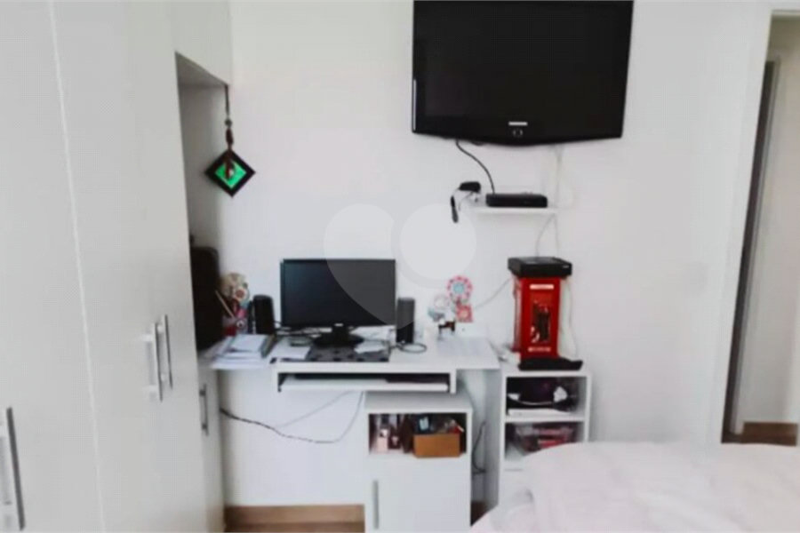Apartamento à venda com 3 quartos, sendo 1 suíte, em Bom Retiro, São Paulo, SP