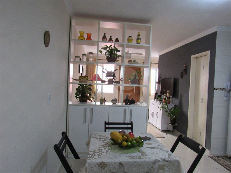 Casa à venda com 2 suítes no condomínio Real Residencial Julia, São Paulo - SP