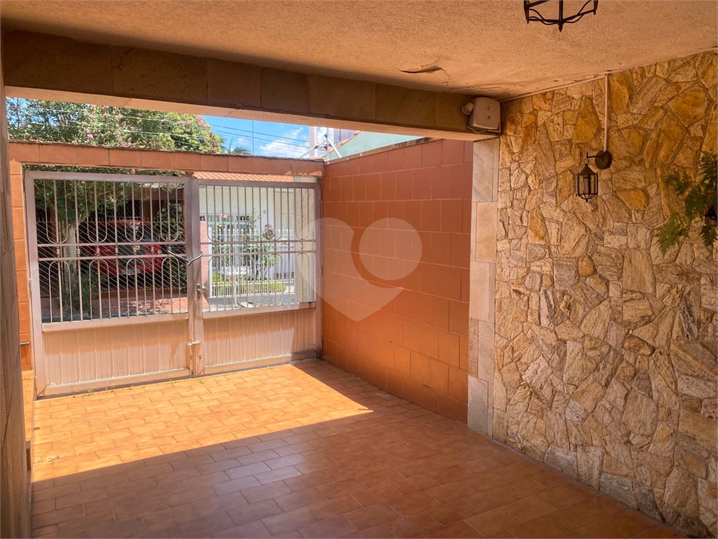 Casa à venda com 2 quartos, sendo 1 suíte, em Vila Rosália, Guarulhos, SP