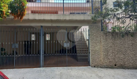 Casa à venda com 3 quartos, sendo 1 suíte,  em Vila Tiradentes, São Paulo, SP