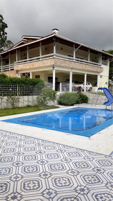 Casa à venda com 3 suítes no condomínio Gleba II, Mairiporã - SP