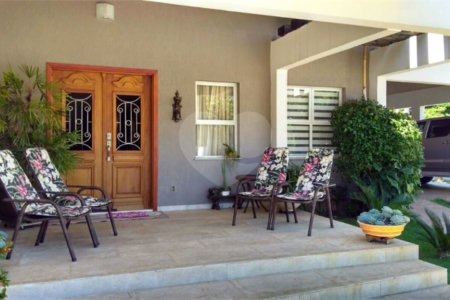 Casa à venda com 5 quartos, sendo 4 suítes,  no condomínio Reserva dos Vinhedos, Louveira - SP