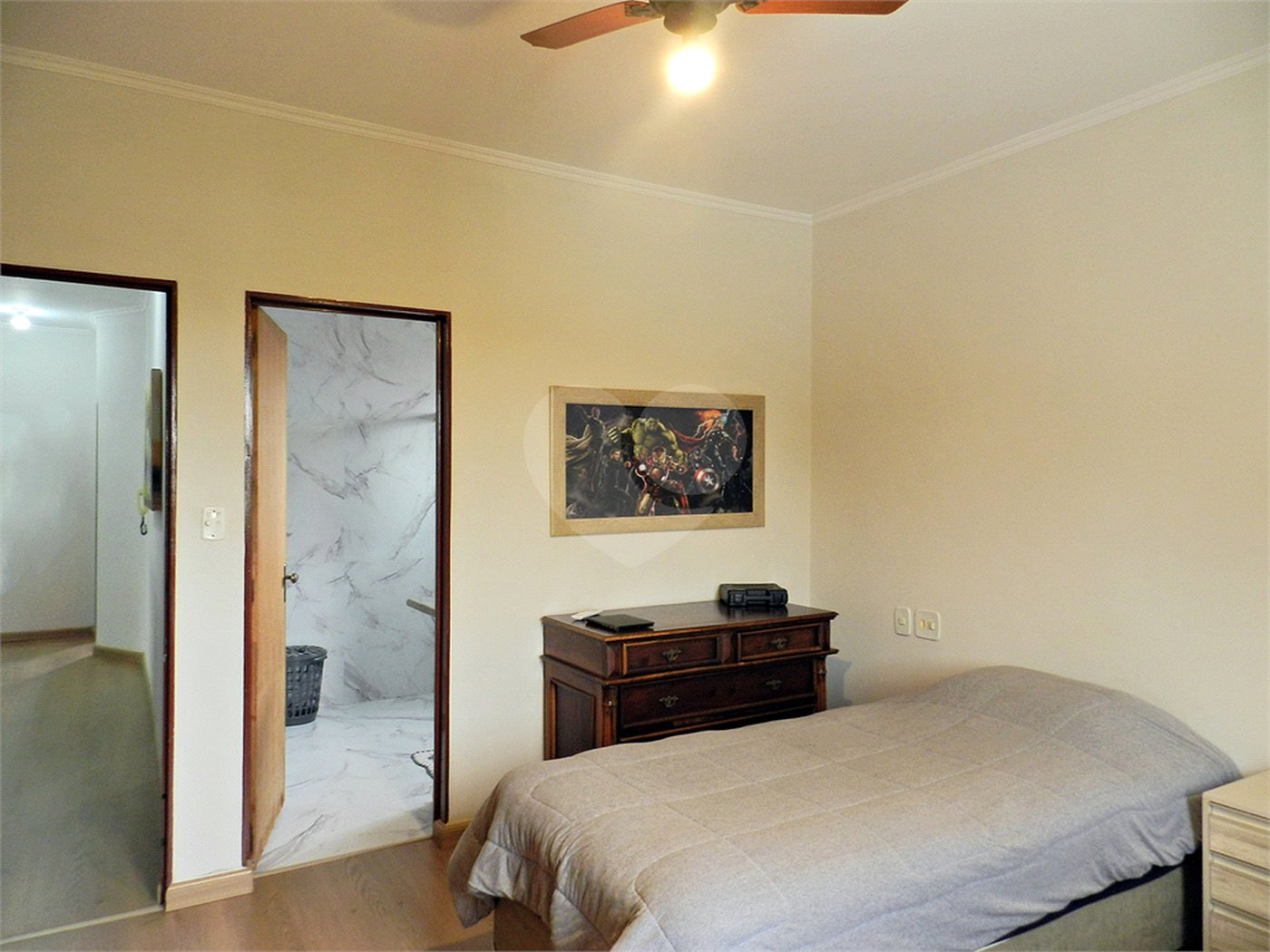 Sobrado à venda com 4 quartos, sendo 3 suítes, em Jardim Paulistano, Ribeirão Preto, SP