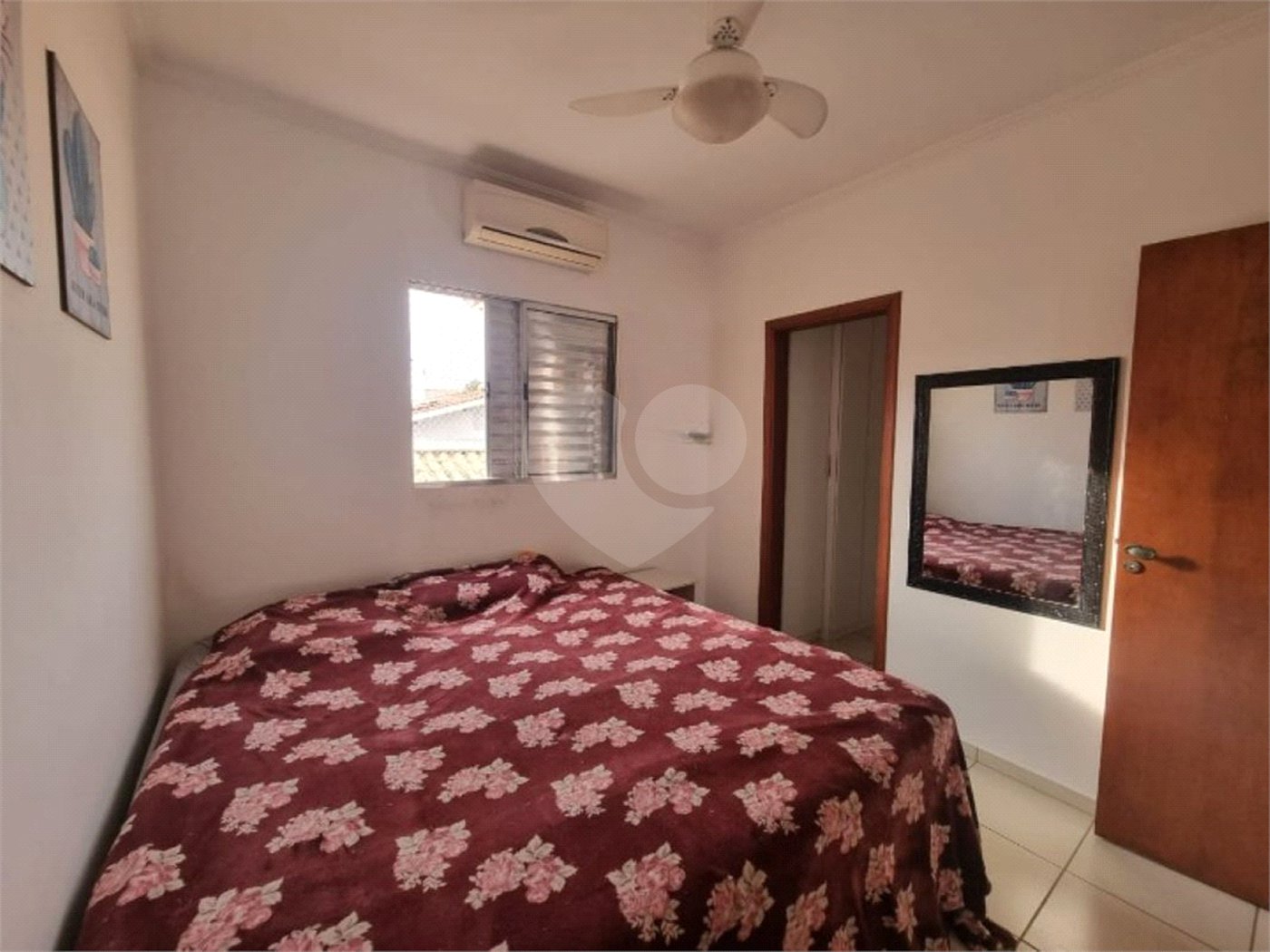Casa à venda com 3 quartos, sendo 1 suíte,  no condomínio Bella Vista, Sorocaba - SP