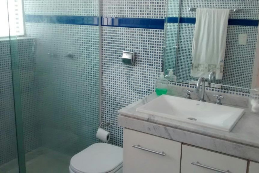 Sobrado à venda com 4 suítes em Tremembé, São Paulo, SP