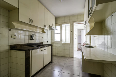 Apartamento à venda com 3 quartos, sendo 1 suíte, em Cidade Monções, São Paulo, SP