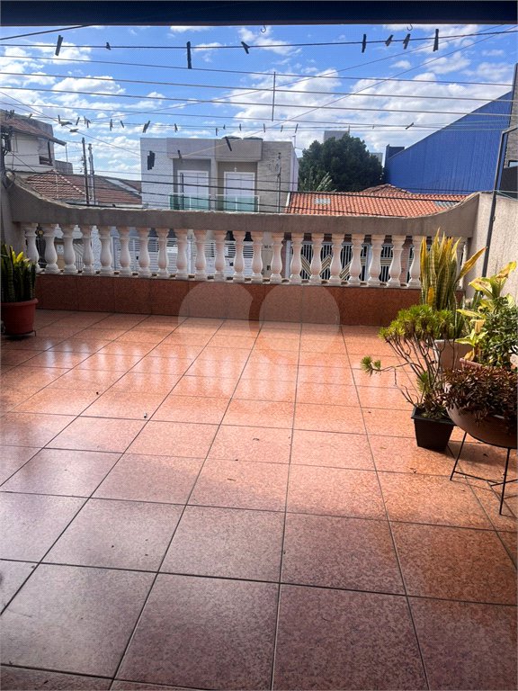 Sobrado à venda com 4 quartos, sendo 1 suíte, em Vila Antonieta, São Paulo, SP