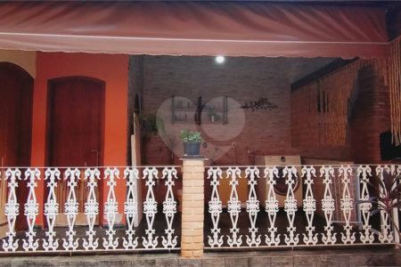 Casa Térrea à venda com 3 suítes em Jardim Prestes de Barros, Sorocaba, SP