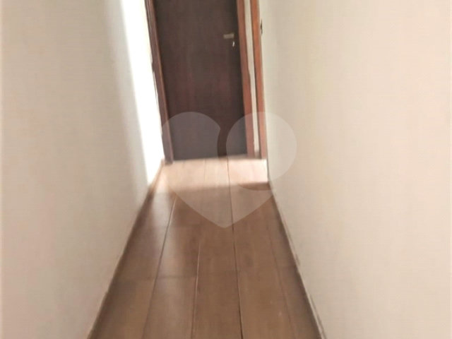 Sobrado à venda com 3 quartos, sendo 1 suíte,  em Vila Romero, São Paulo, SP