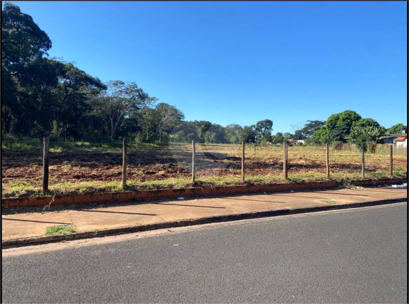 Área de Terra à venda em Jardim Imperial, Araraquara, SP