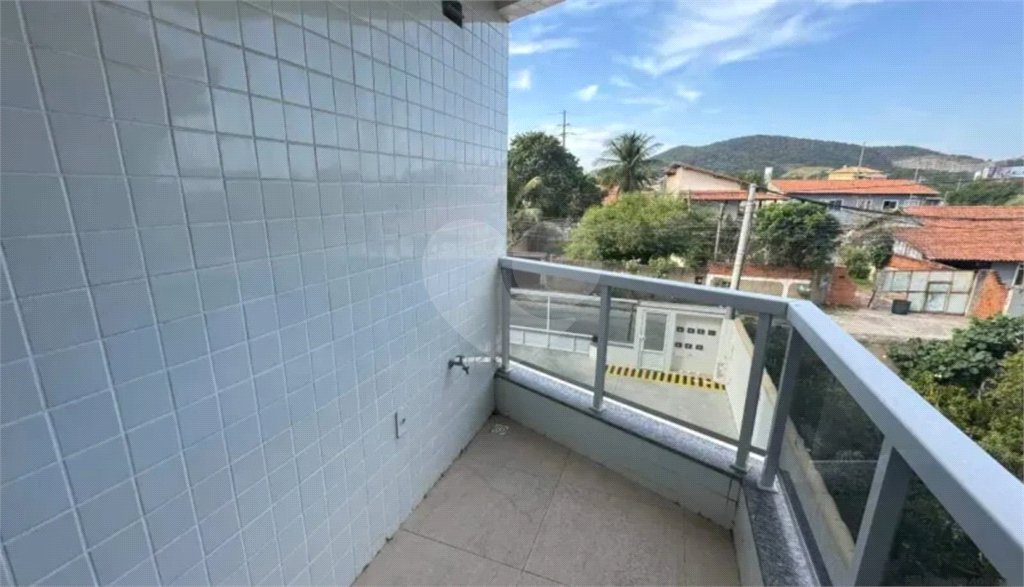 Apartamento à venda com 2 quartos, sendo 1 suíte, em Fluminense, São Pedro da Aldeia, RJ