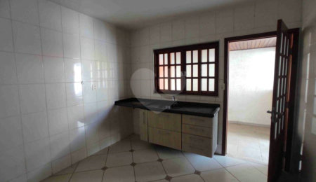 Casa à venda com 3 quartos, sendo 1 suíte,  no condomínio Eldourado, São José dos Campos - SP