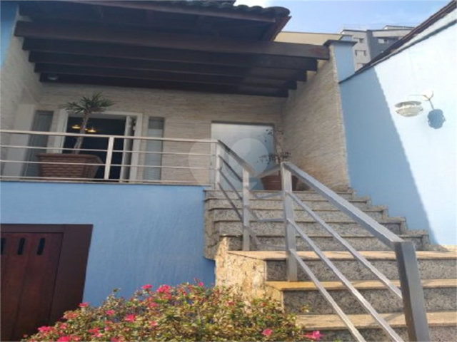 Sobrado à venda com 3 suítes em Vila Guilherme, São Paulo, SP