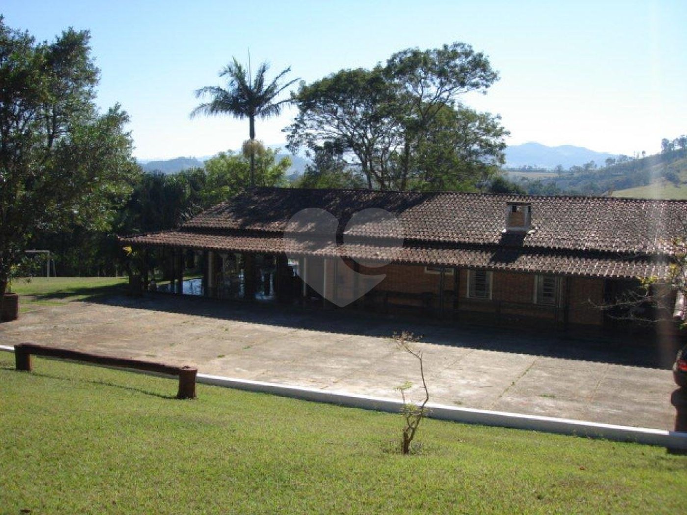Sítio à venda com 10 quartos em Sítio Arueira, Piracaia, SP