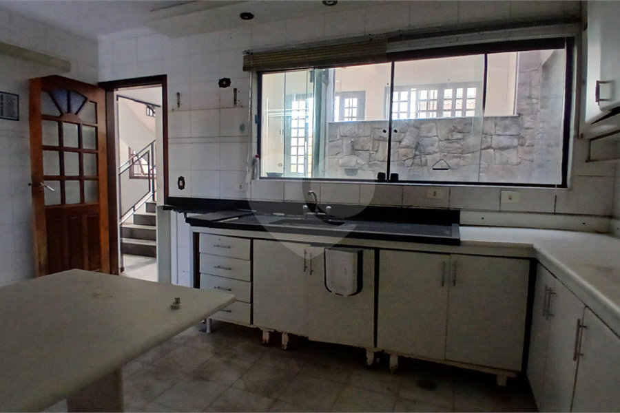 Sobrado à venda com 4 quartos, sendo 1 suíte, em Santana, São Paulo, SP