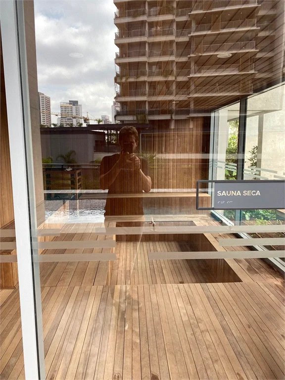 Apartamento à venda com 3 suítes em Jardim das Acácias, São Paulo, SP