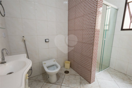 Casa à venda com 3 quartos, sendo 2 suítes, em Jardim Santa Cecília, Guarulhos, SP