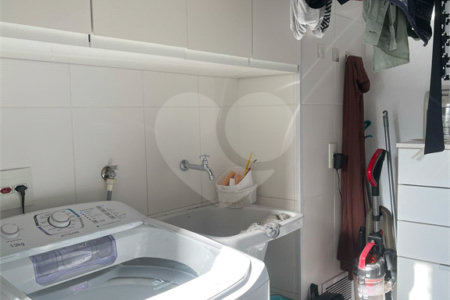 Apartamento à venda com 3 quartos, sendo 1 suíte, em Aclimação, São Paulo, SP
