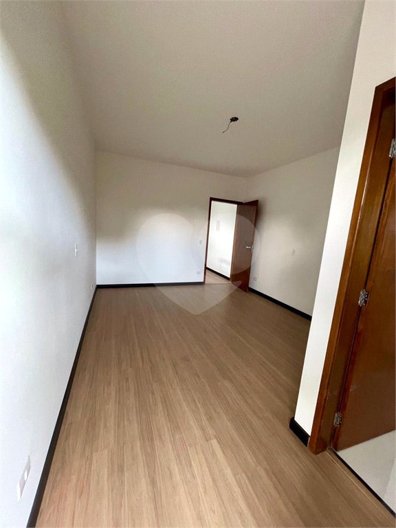 Sobrado à venda com 3 suítes em Jardim dos Pinheiros, Atibaia, SP