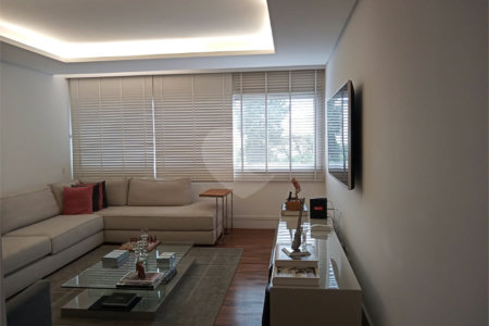 Apartamento à venda com 3 quartos, sendo 1 suíte, em Higienópolis, São Paulo, SP