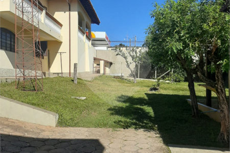 Casa à venda com 3 quartos, sendo 1 suíte, no Centro, Vinhedo, SP