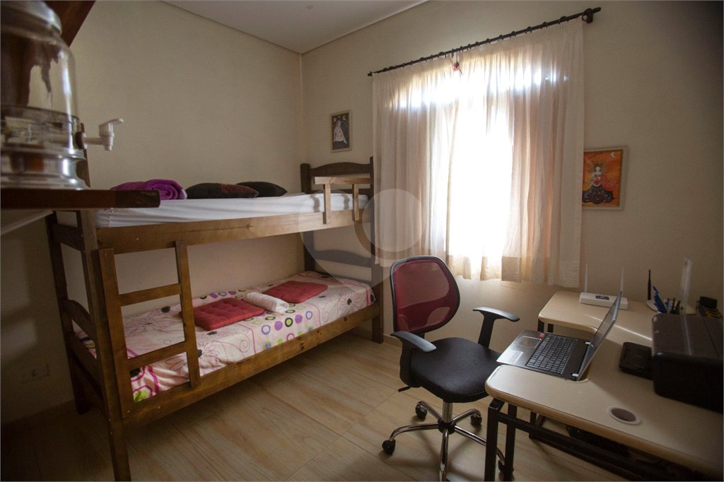 Casa à venda com 3 quartos, sendo 1 suíte,  em Água Espraiada (caucaia do Alto), Cotia, SP