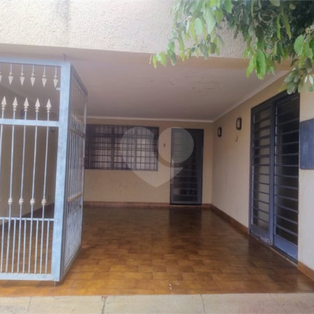 Casa à venda com 3 quartos, sendo 1 suíte, em Vila Mariana, Ribeirão Preto, SP