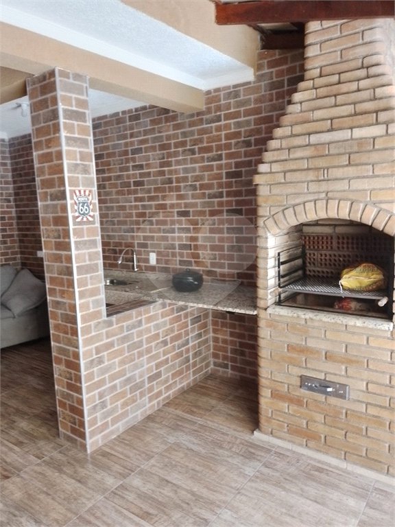 Sobrado à venda com 4 quartos no Brasilândia, São Paulo, SP