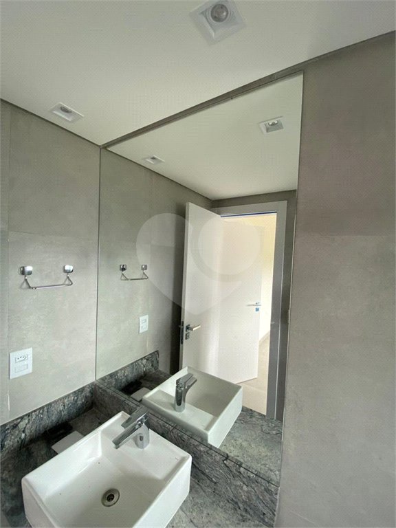 Apartamento à venda com 3 suítes em Urbanova, São José dos Campos, SP