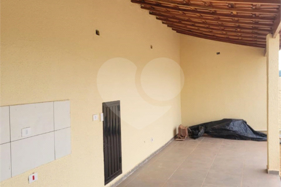 Casa à venda com 3 quartos, sendo 1 suíte, no condomínio Mirante da Mantiqueira I, Mairiporã - SP