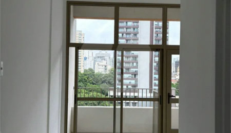 Apartamento à venda com 1 suíte, em Vila Mariana, São Paulo, SP