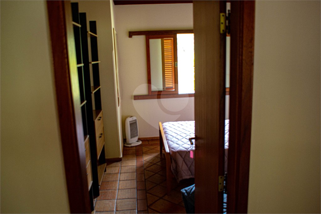 Sítio à venda com 4 quartos, sendo 2 suítes, em Jardim Guaçu, São Roque, SP