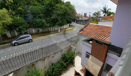 Sobrado à venda com 3 quartos, sendo 1 suíte,  em Parque Jabaquara, São Paulo, SP