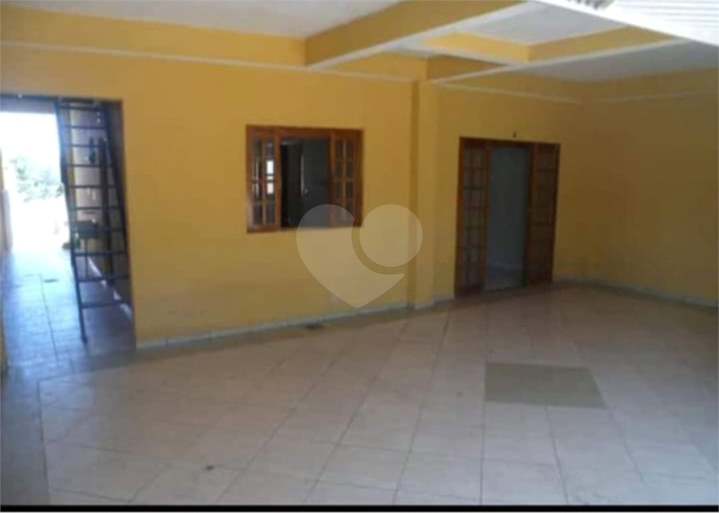 Casa à venda com 2 quartos em Corrupira, Jundiaí, SP