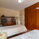 Sobrado à venda com 4 quartos, sendo 1 suíte, em Campo Belo, São Paulo, SP