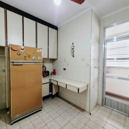 Apartamento com 4 dormitórios à venda, 150 m² por R$ 1.200.000,00 - Praia das Pitangueiras - Guarujá/SP