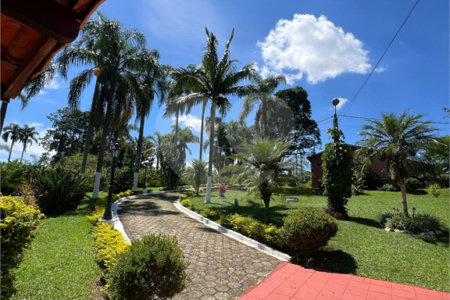 Chácara à venda com 4 quartos, sendo 2 suítes, em Jardim Conceição, São Roque, SP