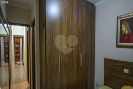 Casa com 150m² , 3 dormitórios , sendo 3 suítes , 4 vagas , à venda na Vila Formosa.