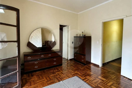Casa/Chácara em Condomínio Fechado — Completa e com Lazer Exclusivo