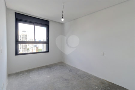 Apartamento à venda com 3 suítes em Campo Belo, São Paulo, SP